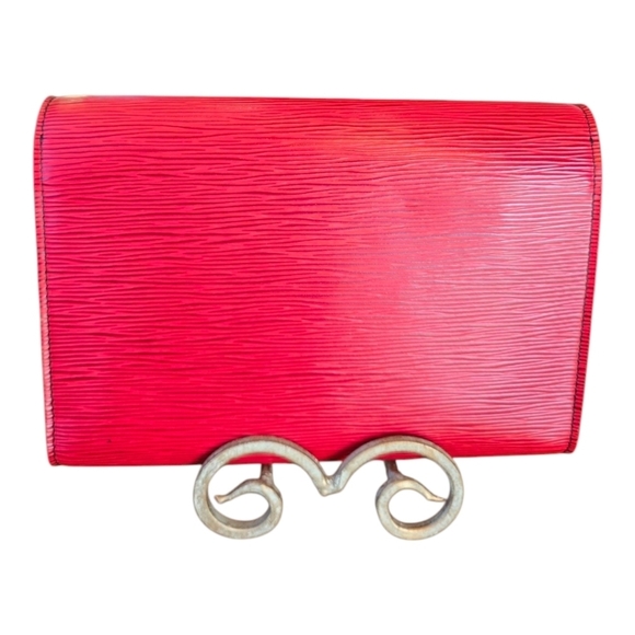 Louis Vuitton Pochette Red Epi Leather Convertible Crossbody Clutch - Picture 5 of 13